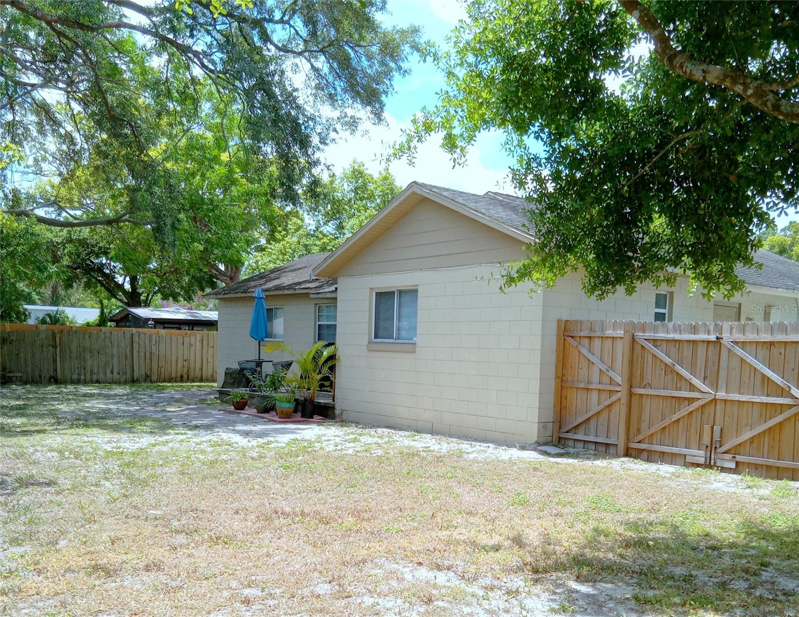 WINDRIDGE - Residential Lease