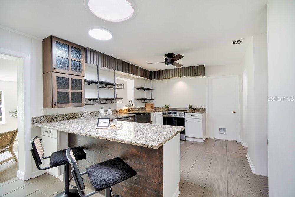 QUEENS MIRROR ADD - Residential
