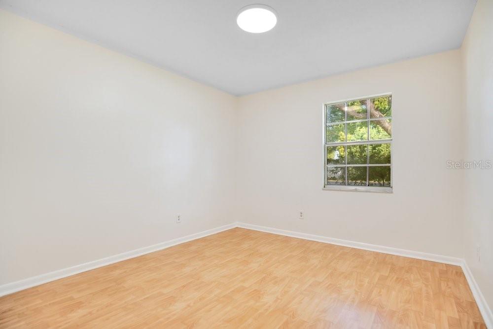 QUEENS MIRROR ADD - Residential