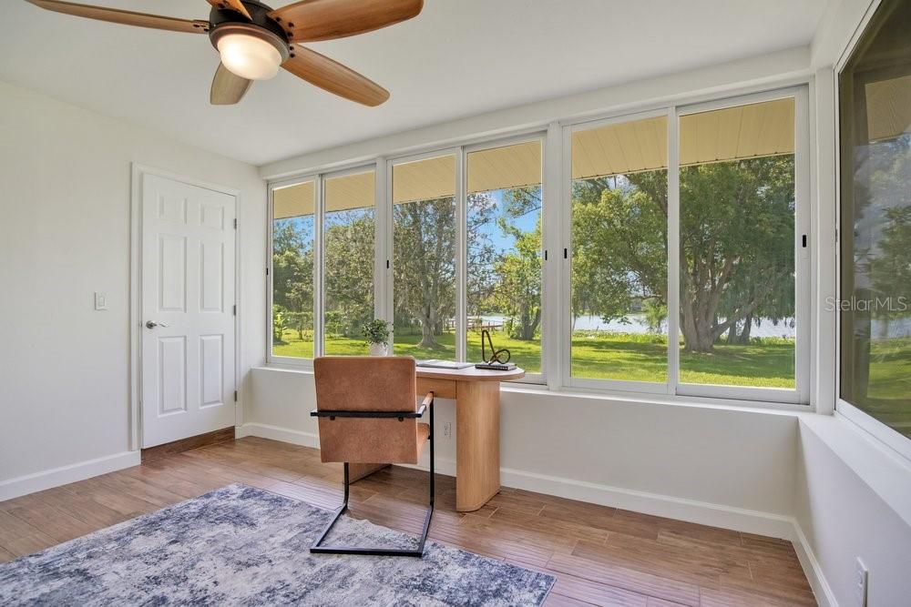 QUEENS MIRROR ADD - Residential