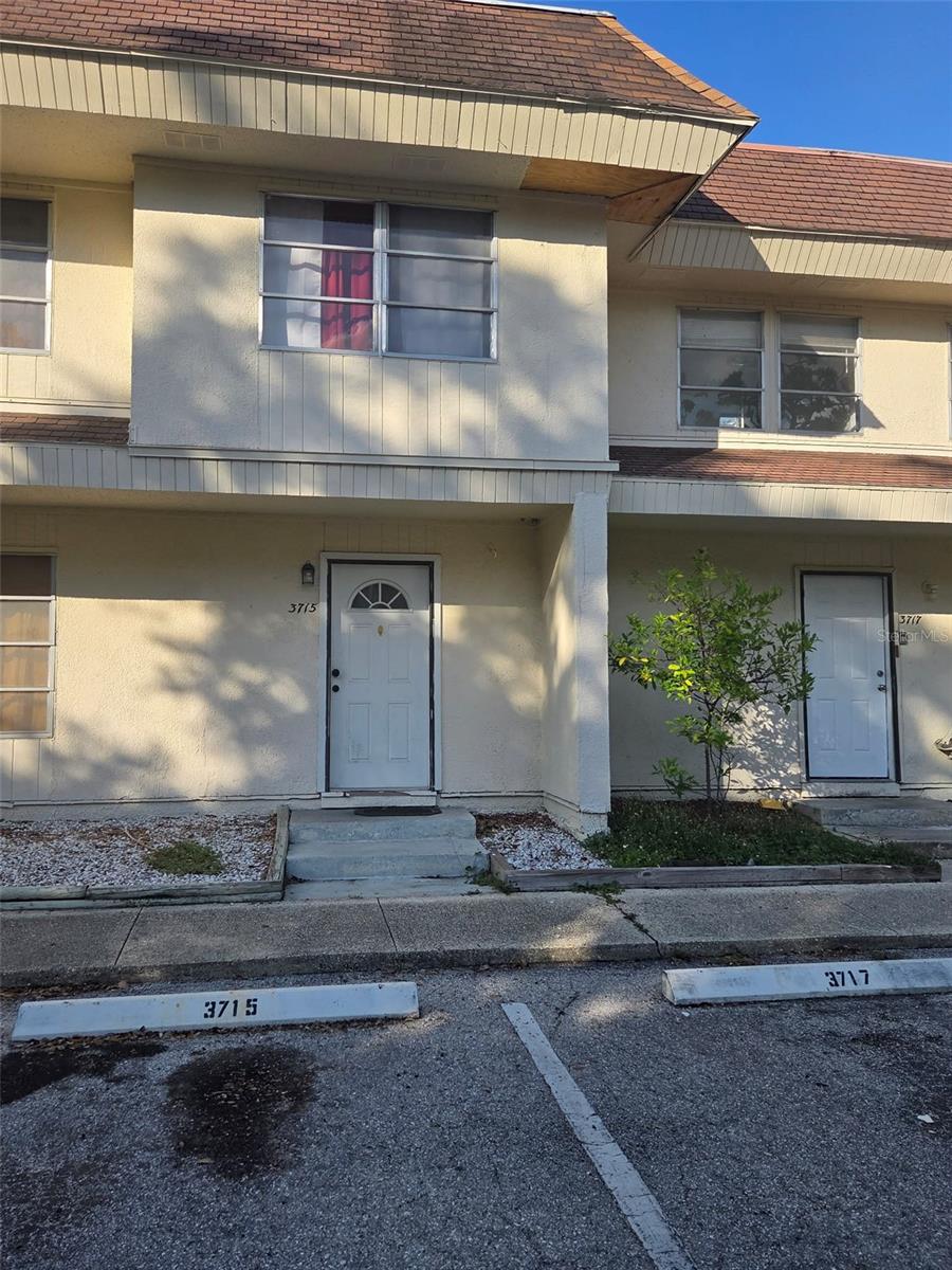 FAIRWAY OAKS - Residential