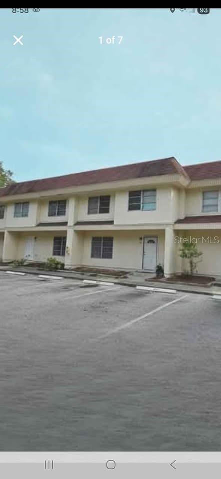 FAIRWAY OAKS - Residential