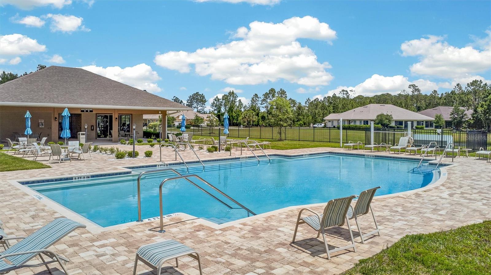 HUNTINGTON VILLAS PH 1A - Residential