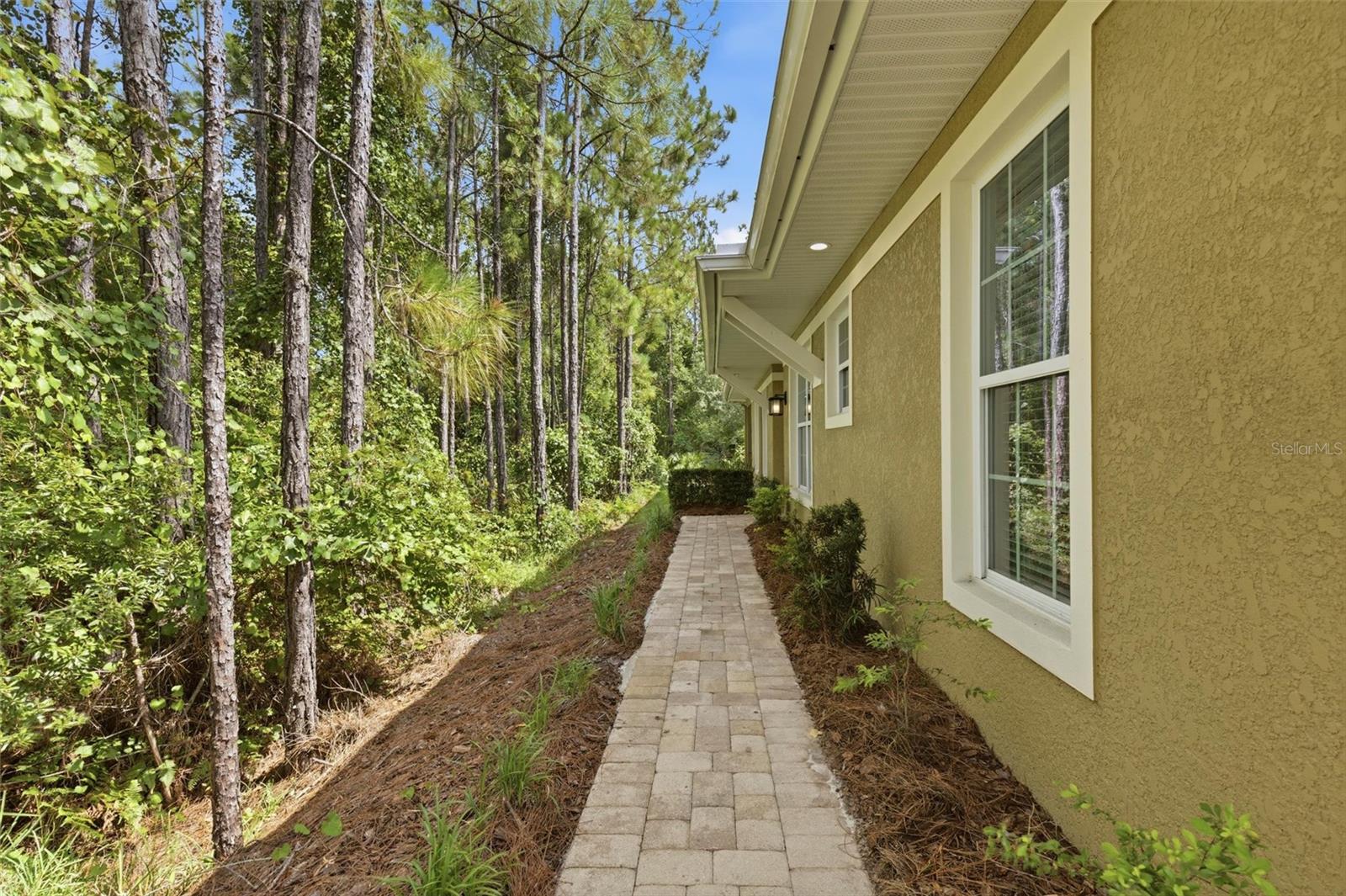 HUNTINGTON VILLAS PH 1A - Residential