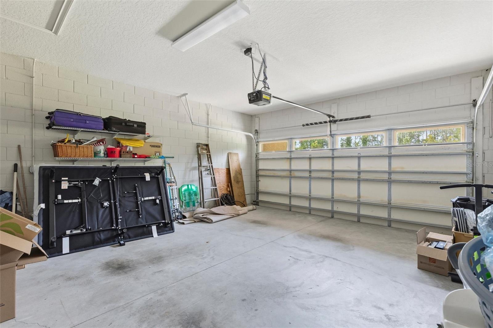 HUNTINGTON VILLAS PH 1A - Residential