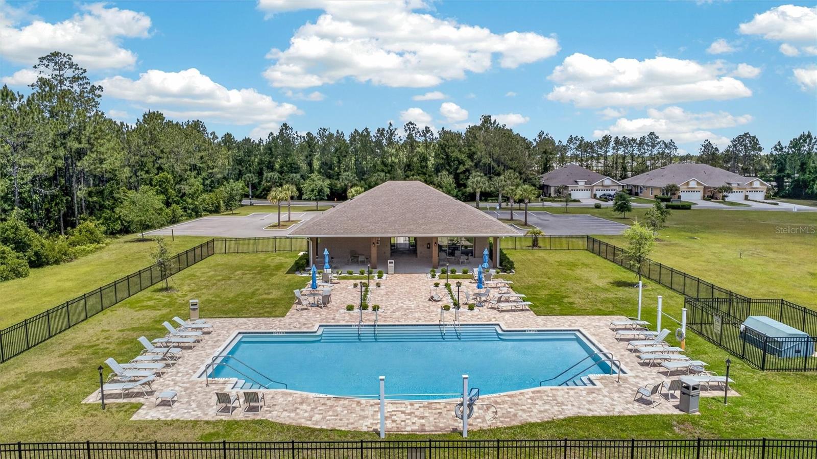 HUNTINGTON VILLAS PH 1A - Residential
