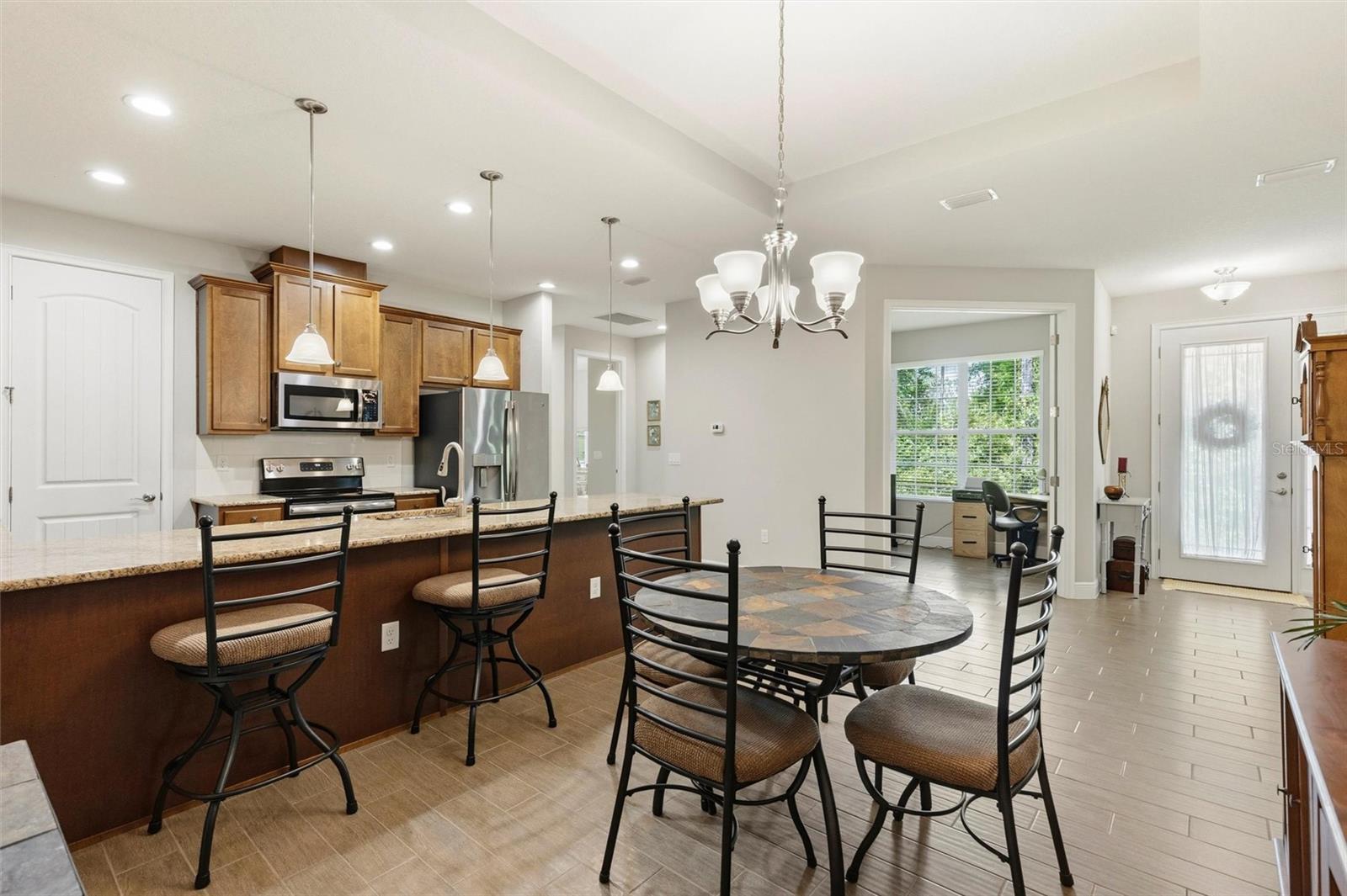 HUNTINGTON VILLAS PH 1A - Residential
