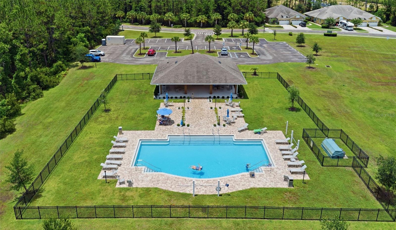 HUNTINGTON VILLAS PH 1A - Residential