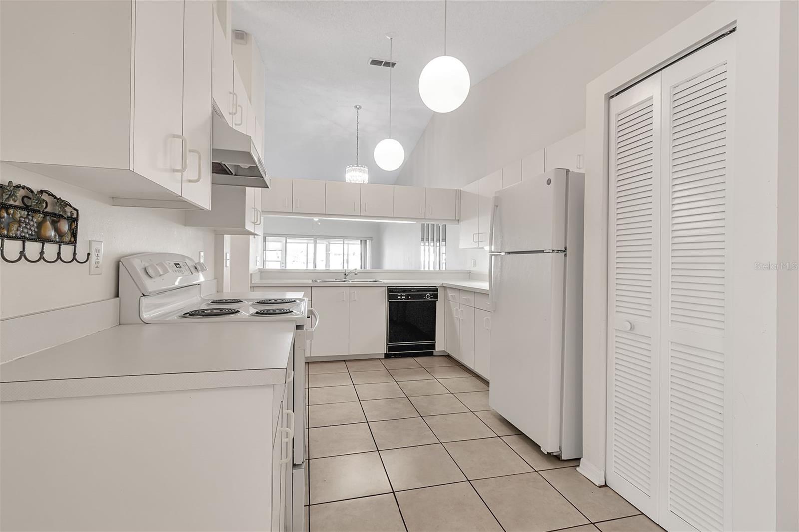 FAIRWAY TRACE AT PERIDIA I PH 8 - Residential