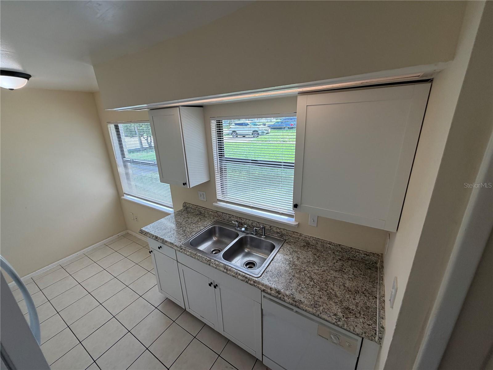 SHERWOOD FOREST - Residential Lease