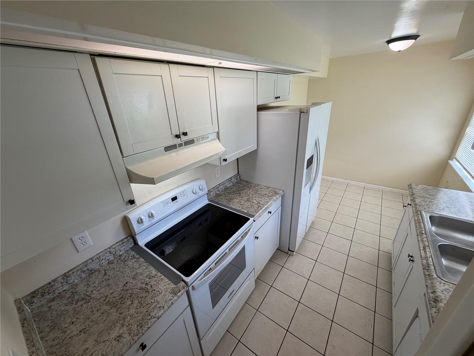 SHERWOOD FOREST - Residential Lease
