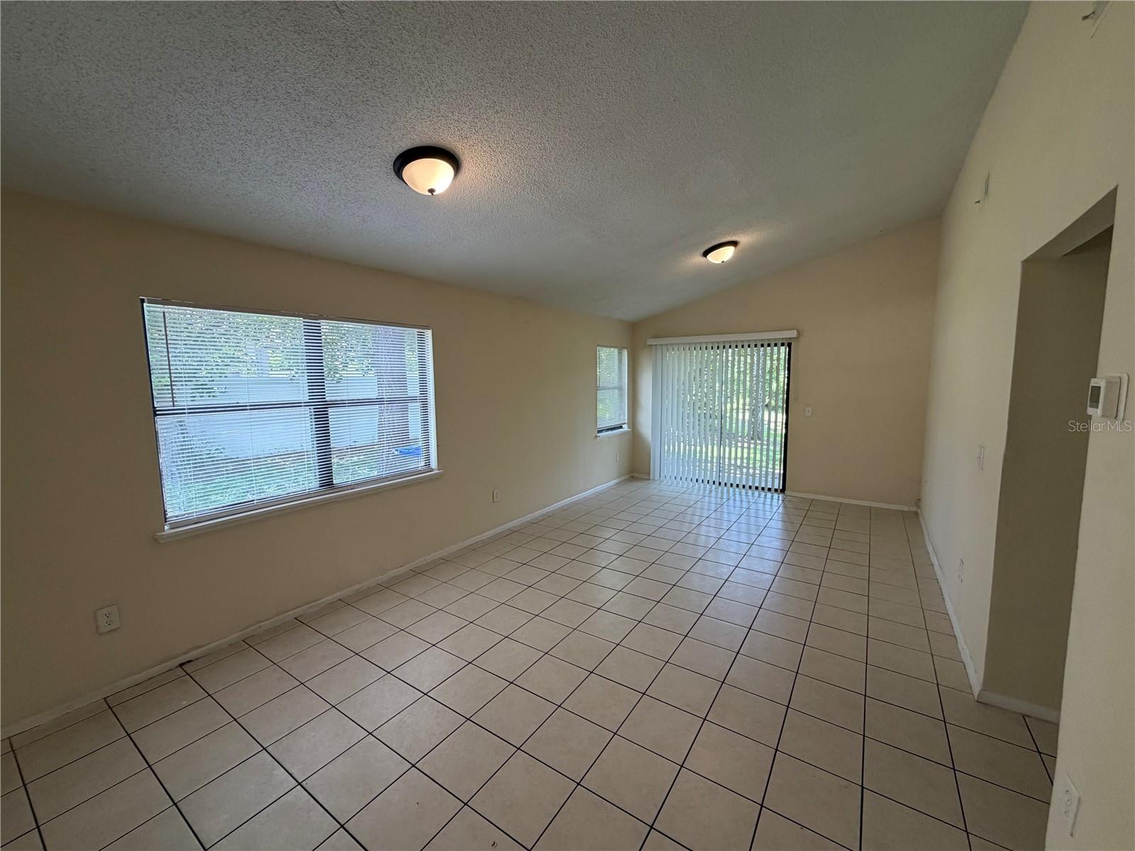 SHERWOOD FOREST - Residential Lease