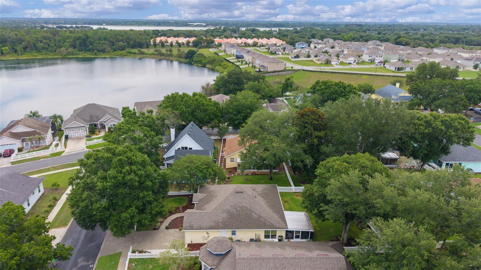 TAVARES OAK HAVEN - Residential