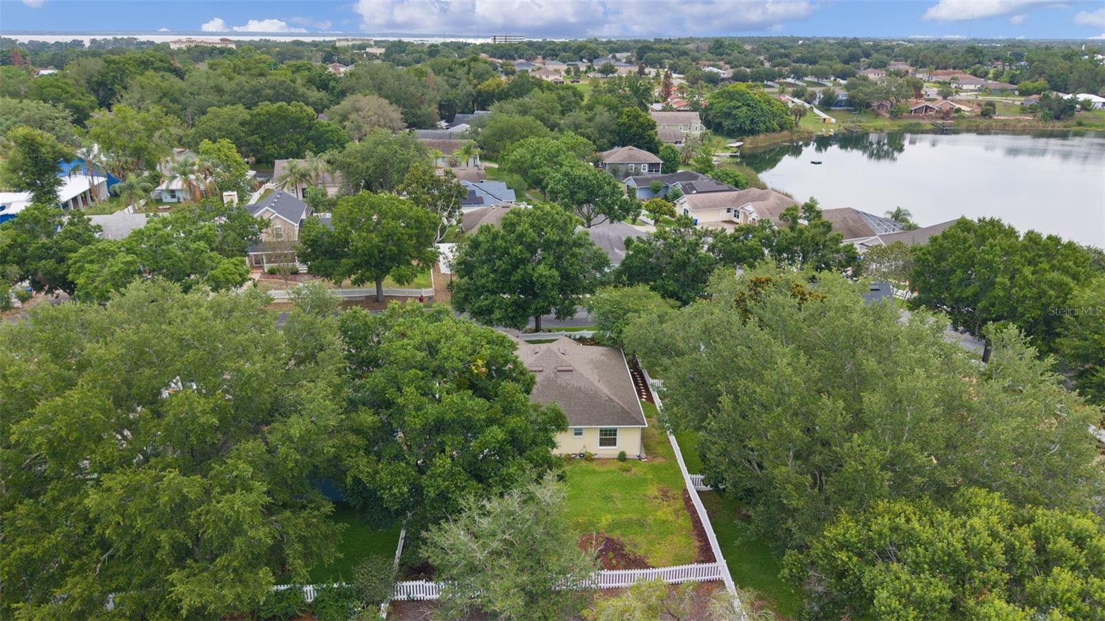 TAVARES OAK HAVEN - Residential