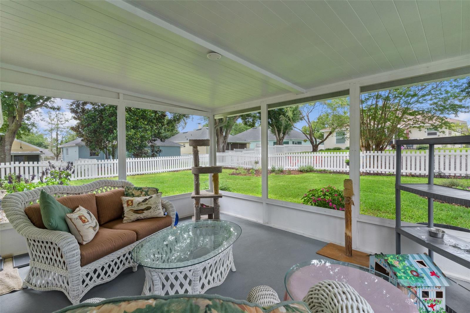 TAVARES OAK HAVEN - Residential