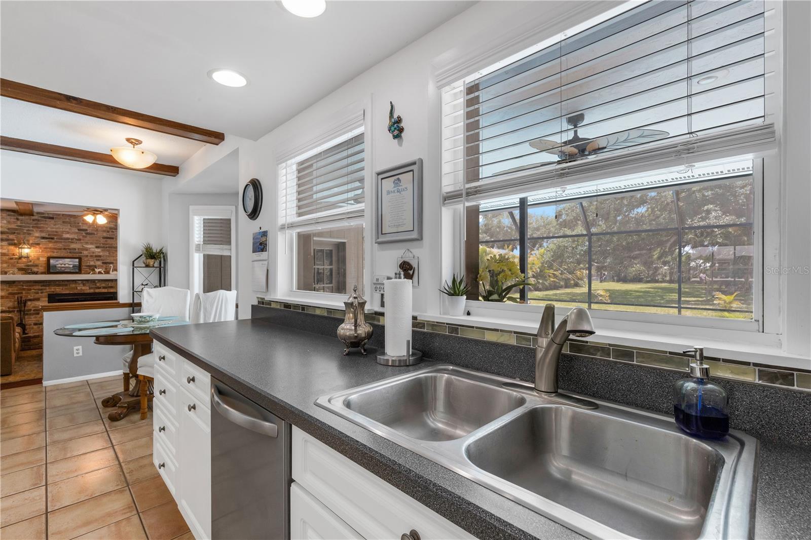 DUQUOIN HEIGHTS - Residential