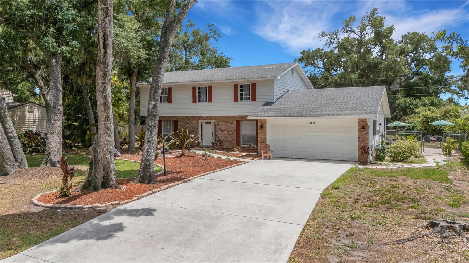 DUQUOIN HEIGHTS - Residential