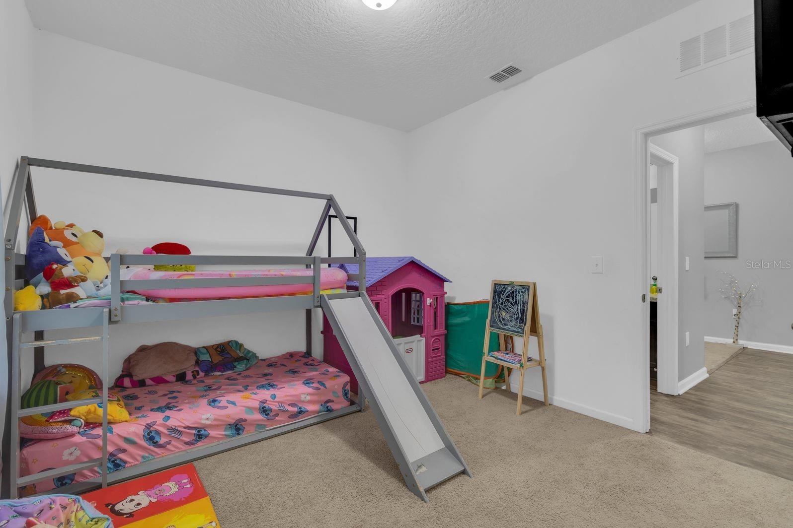 WHISPERING RIDGE PH 01 - Residential