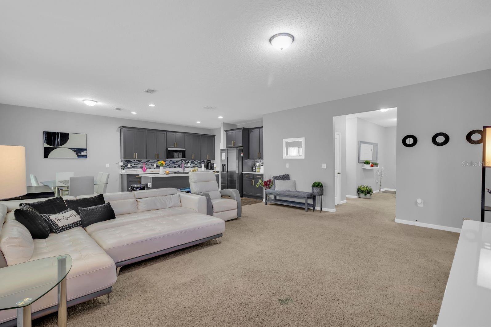 WHISPERING RIDGE PH 01 - Residential