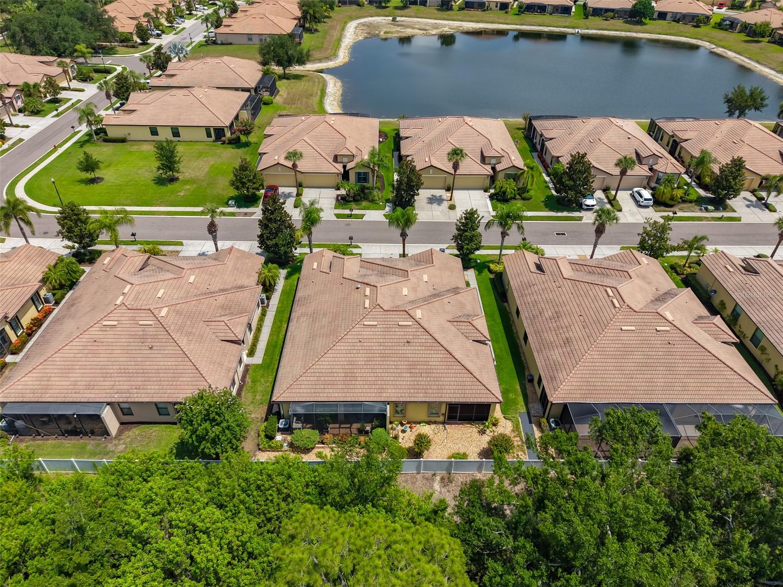 SOUTHSHORE FALLS PH 2 - Residential