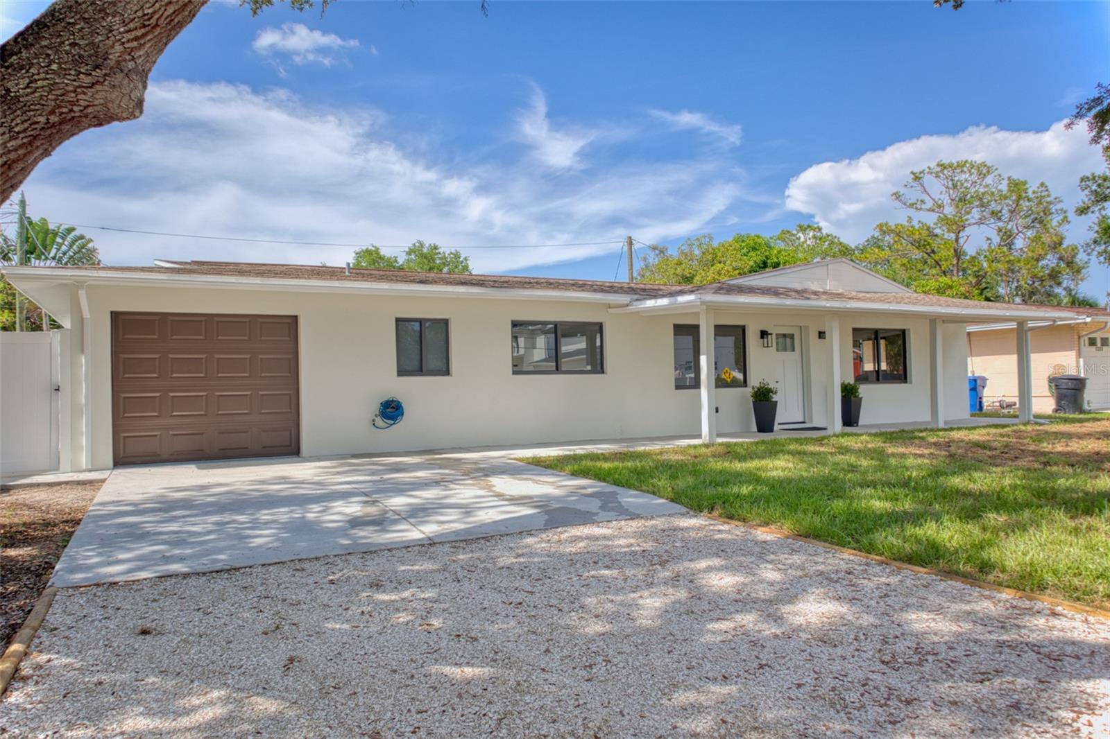 WINSTON PARK - Residential