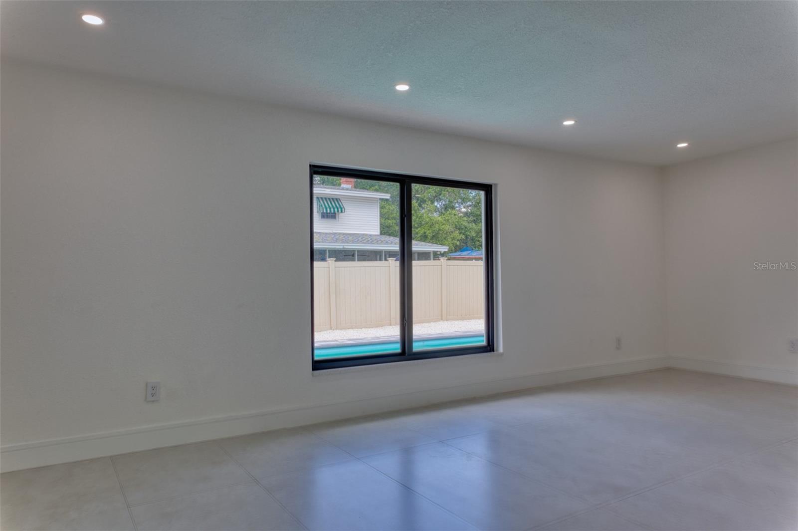 WINSTON PARK - Residential