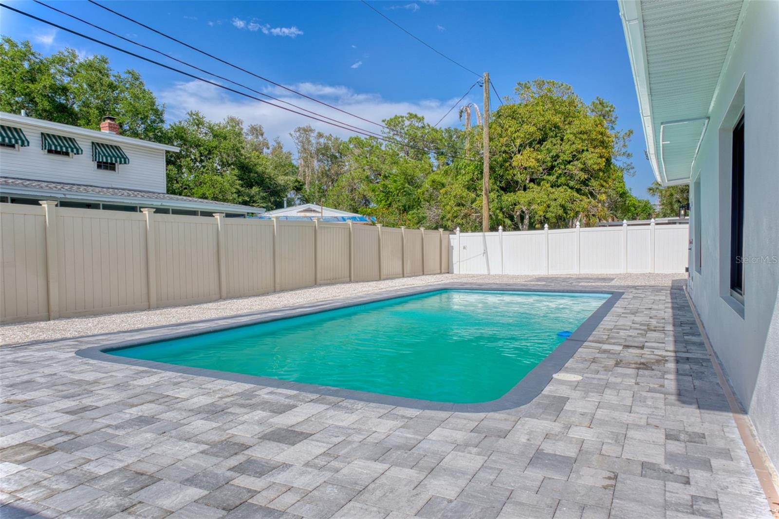 WINSTON PARK - Residential