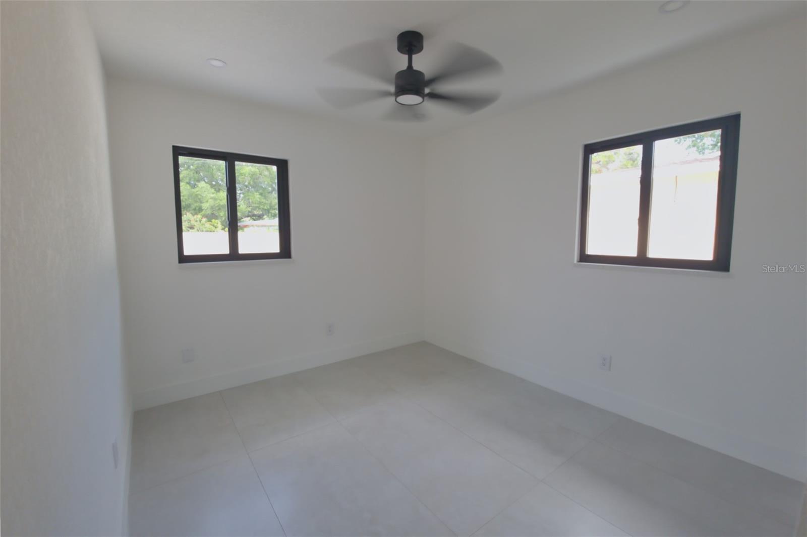 WINSTON PARK - Residential
