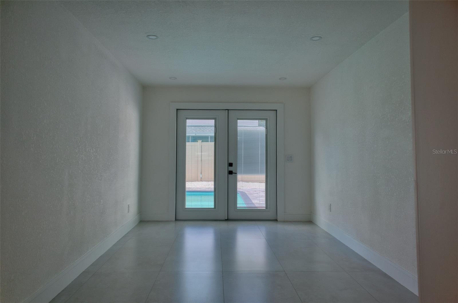 WINSTON PARK - Residential