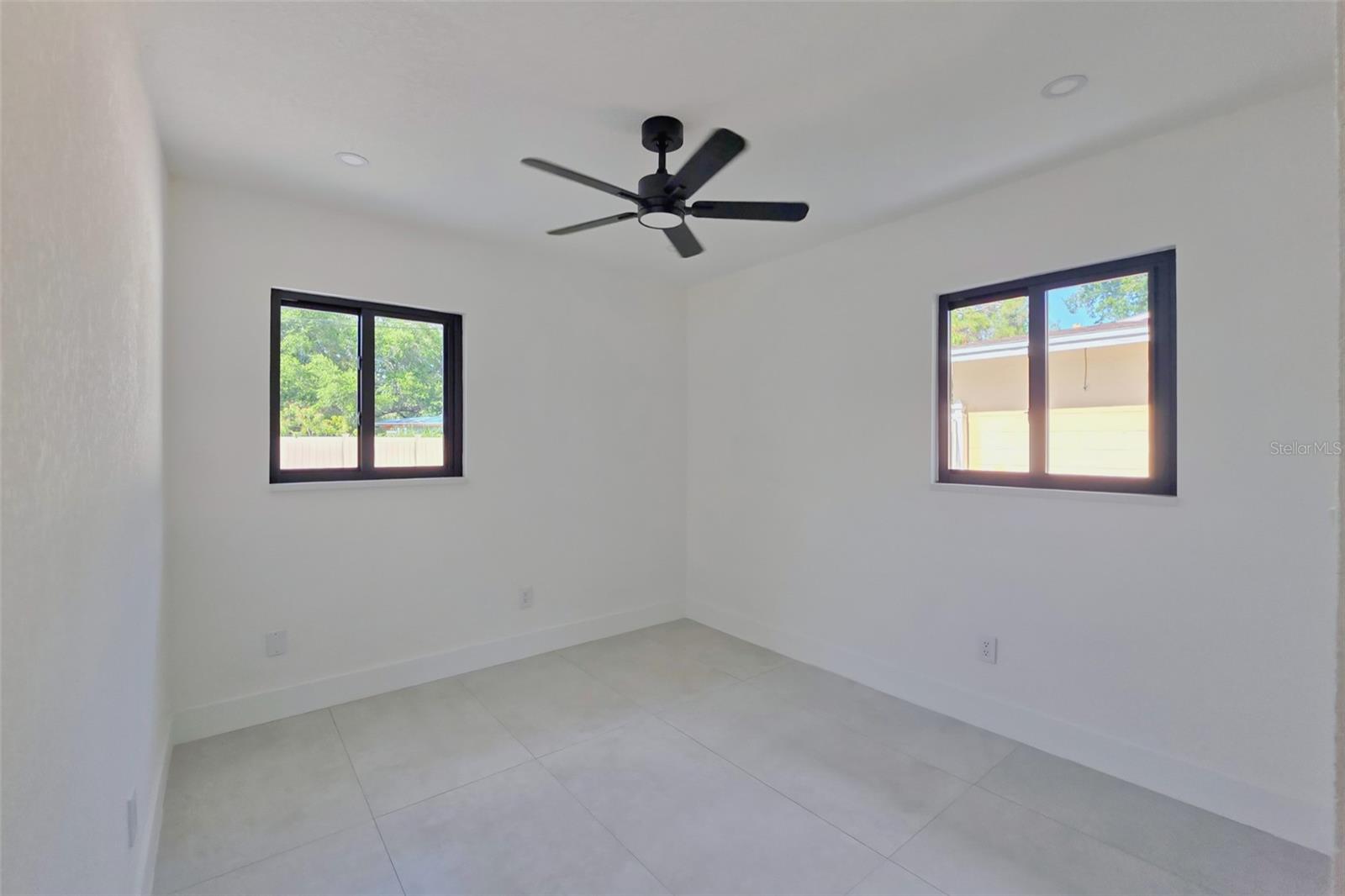 WINSTON PARK - Residential