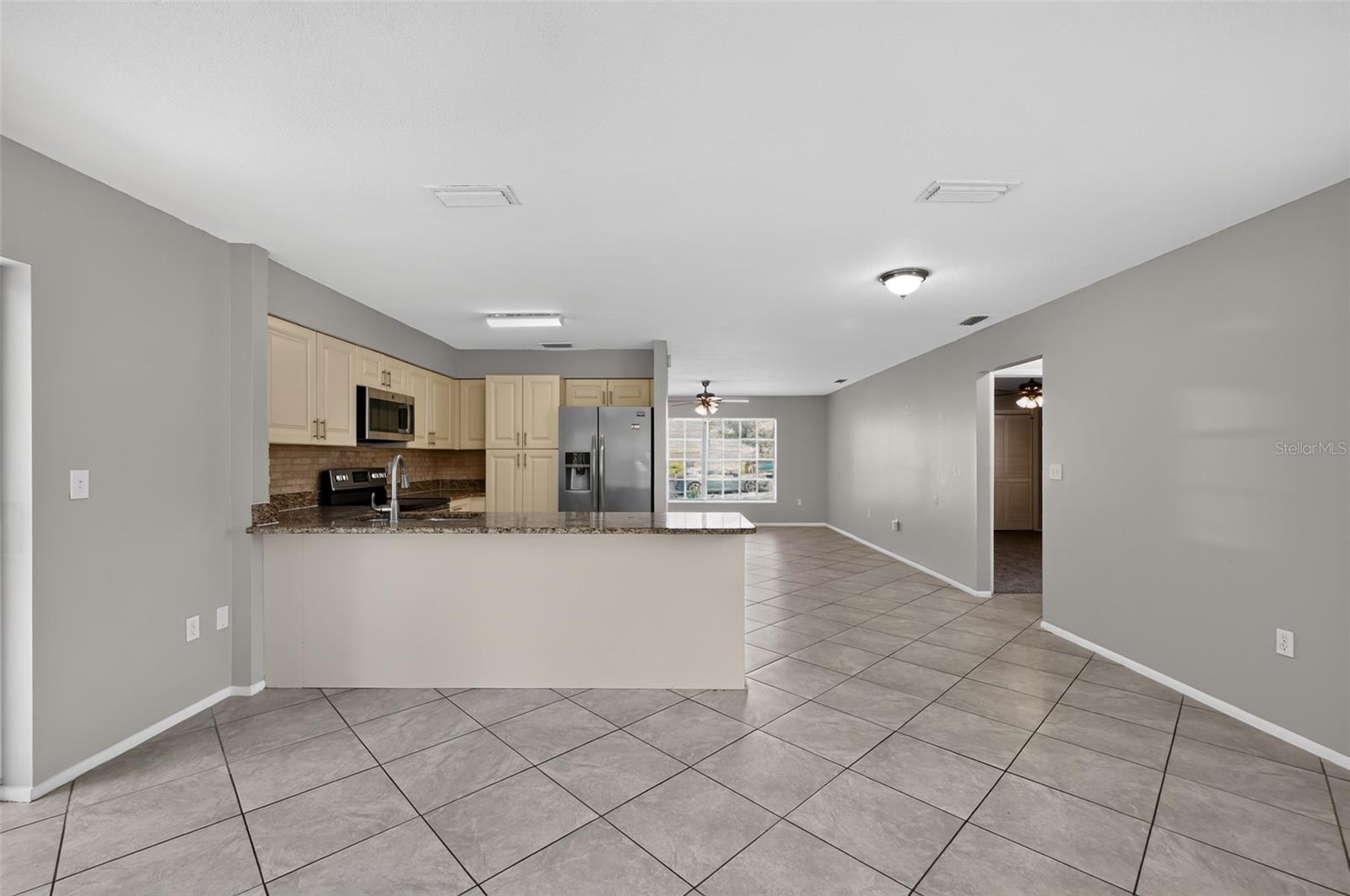 SPRING HILL - Residential