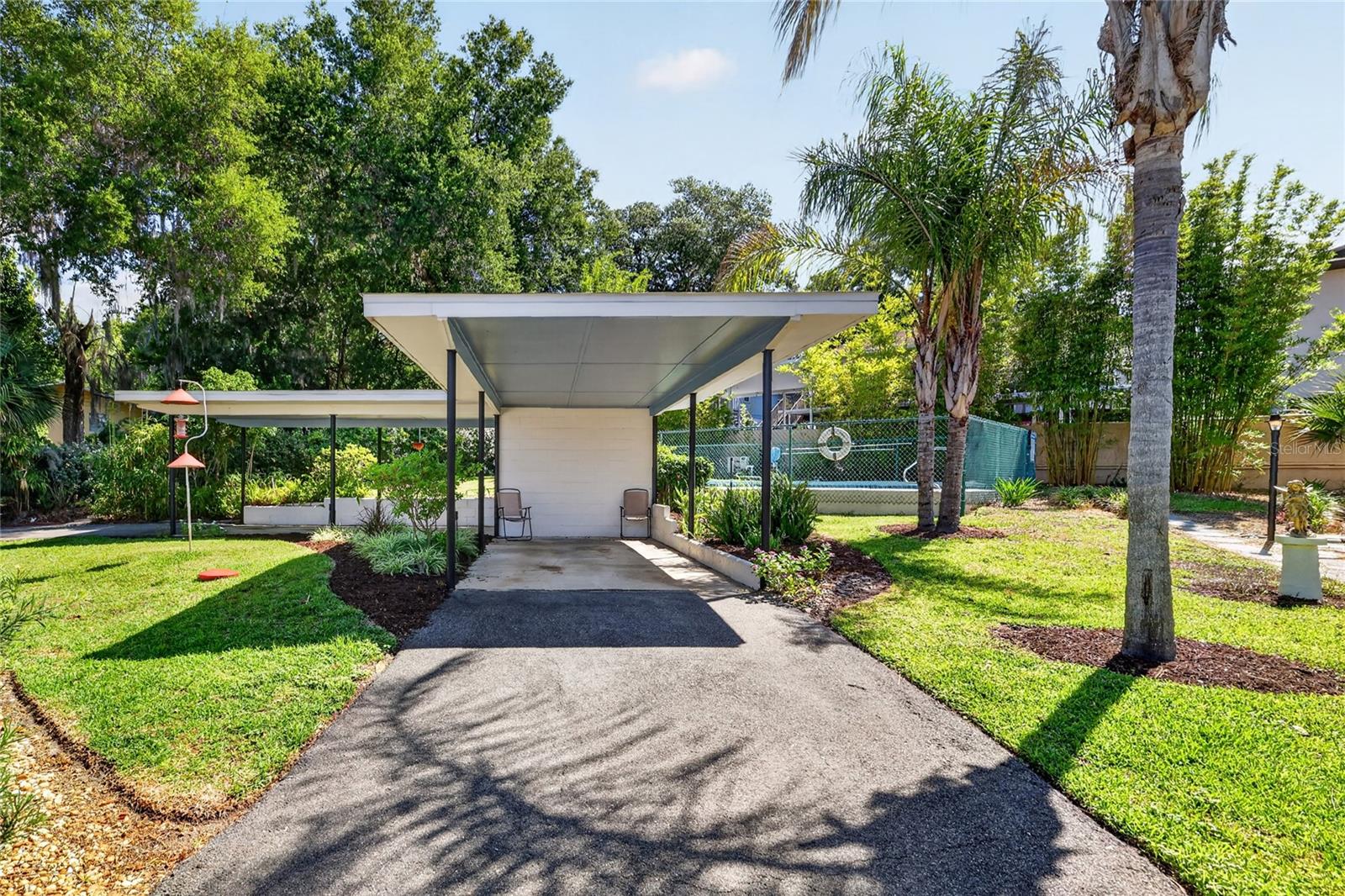 MOUNT DORA - Residential Income