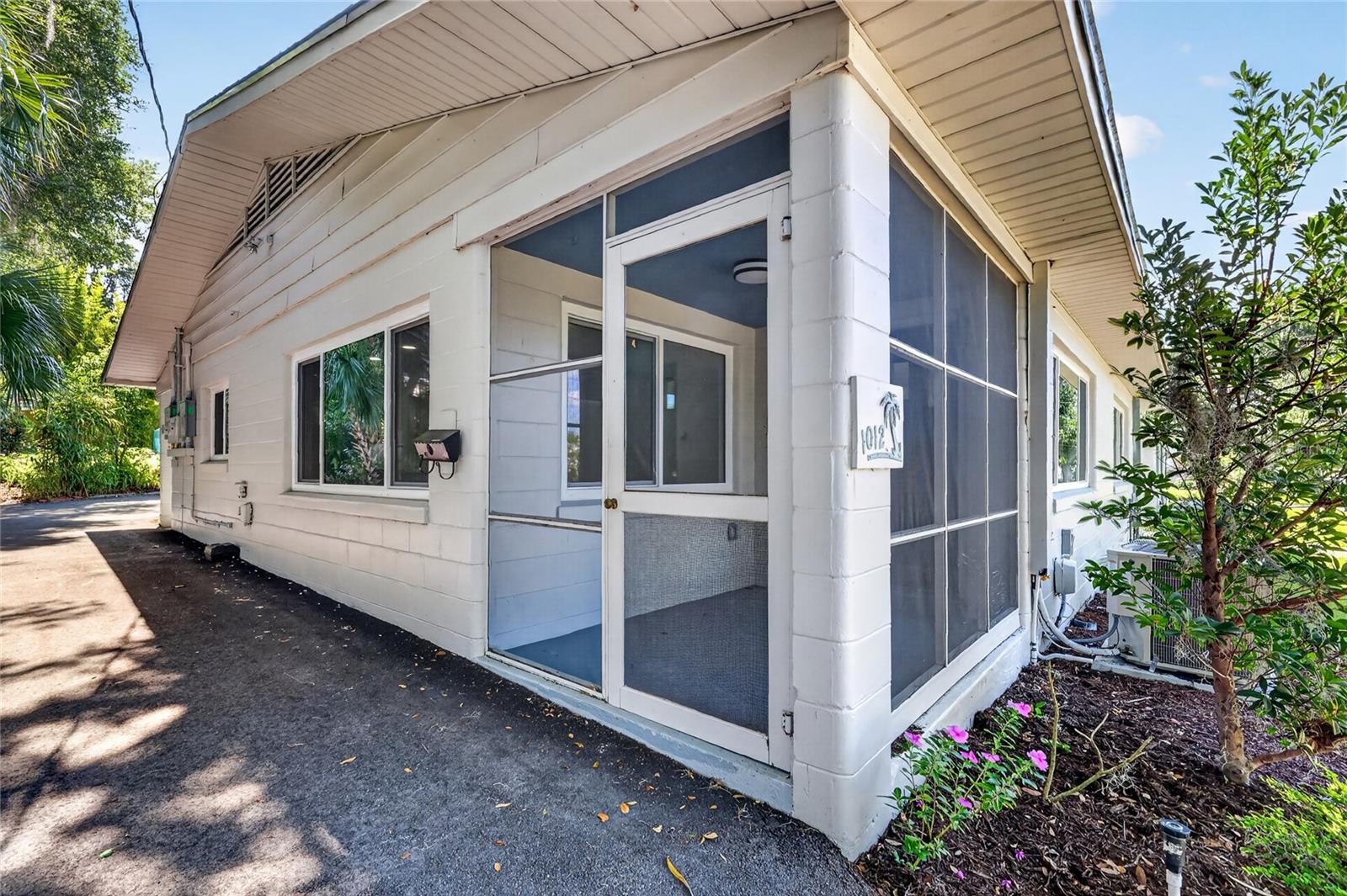 MOUNT DORA - Residential Income