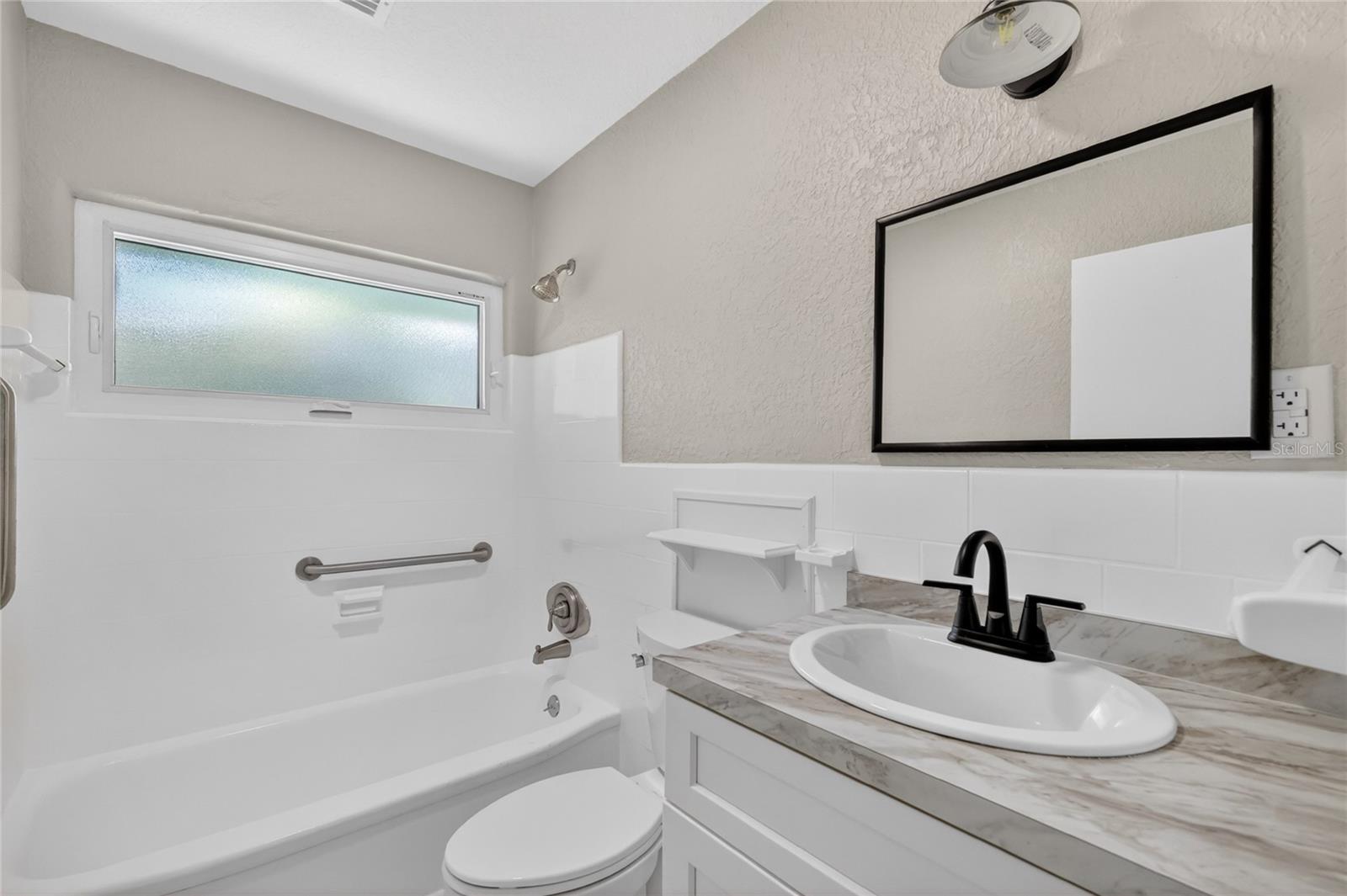 MOUNT DORA - Residential Income