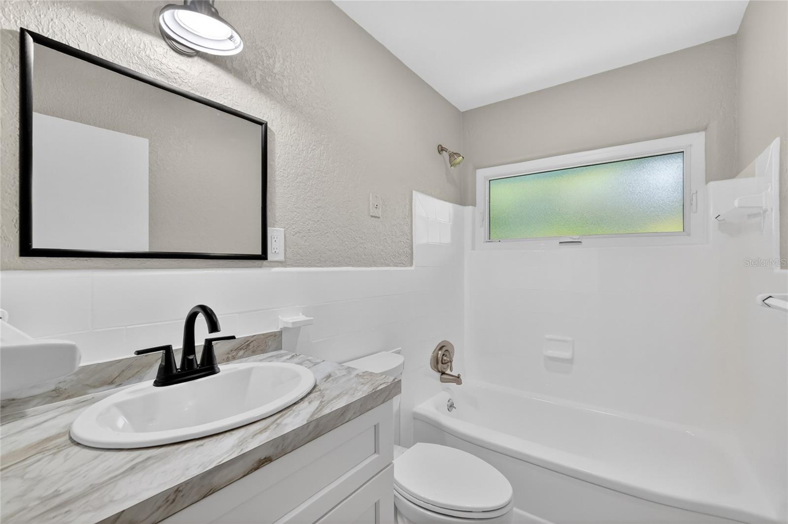 MOUNT DORA - Residential Income