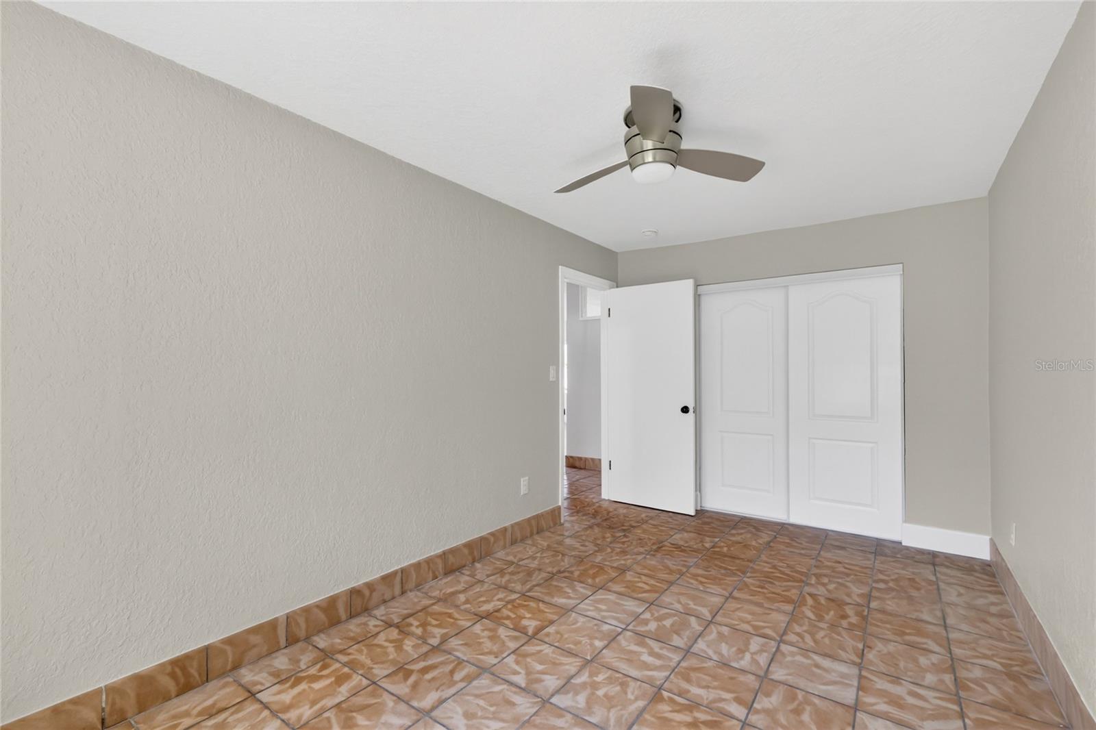 MOUNT DORA - Residential Income