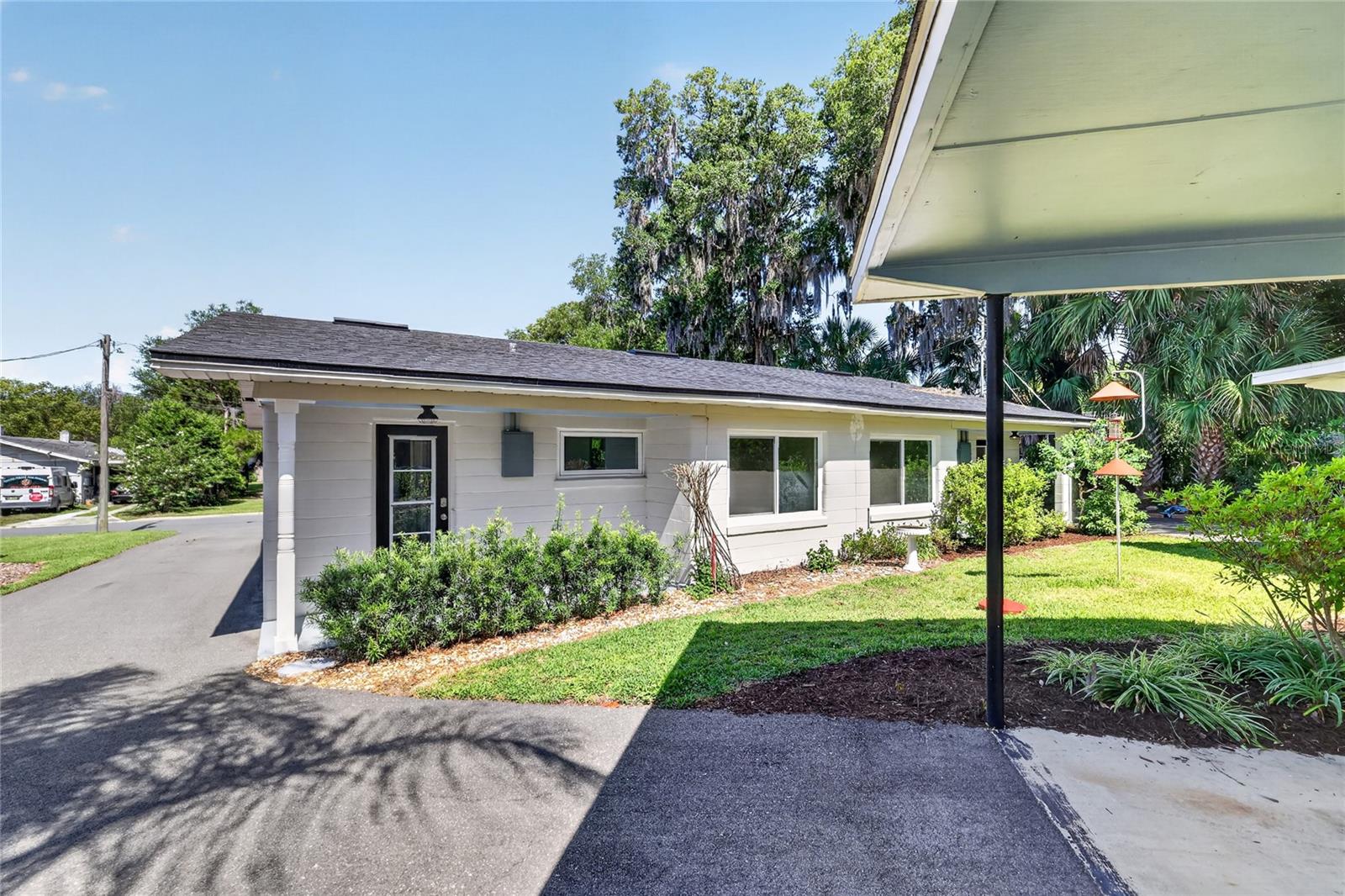 MOUNT DORA - Residential Income