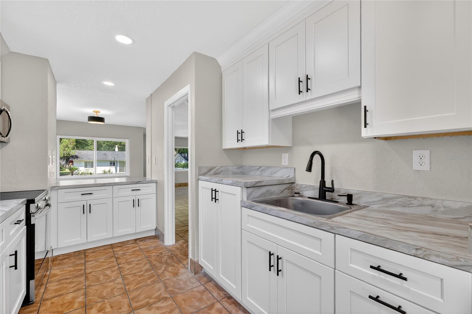 MOUNT DORA - Residential Income