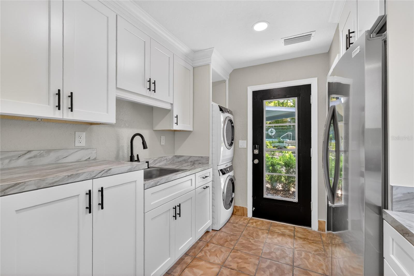 MOUNT DORA - Residential Income