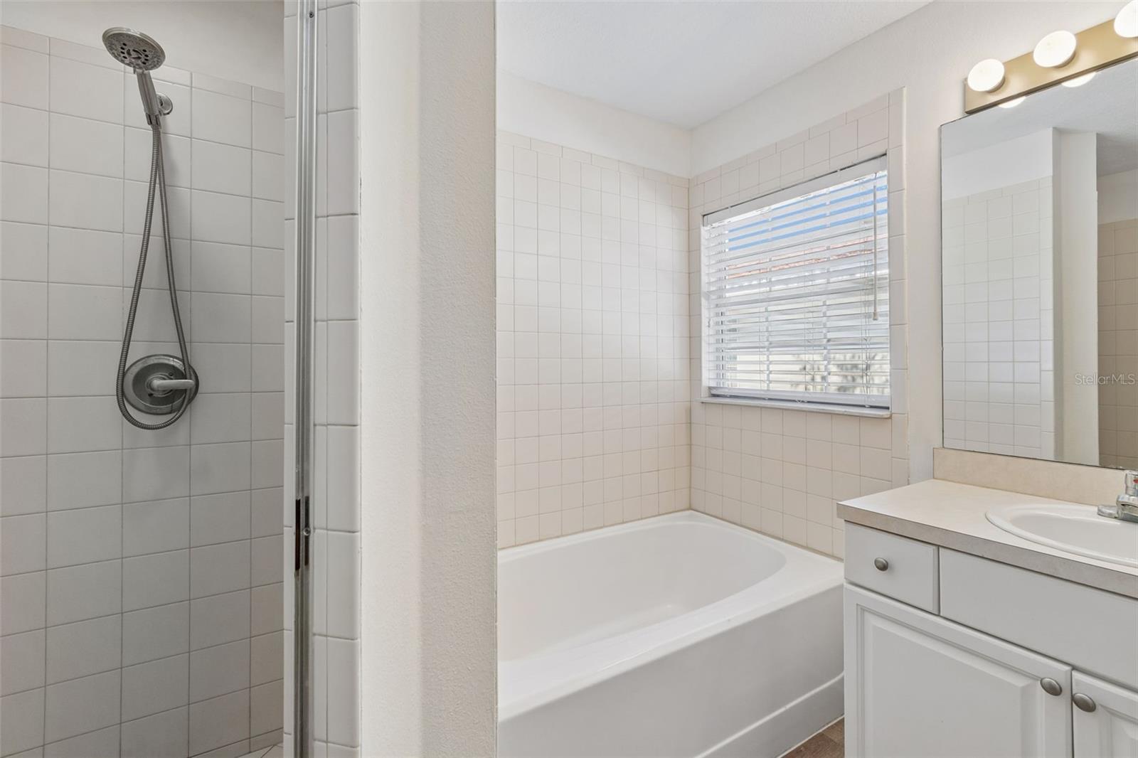 THE VILLAS OF BALLAST POINT TOWNHOUSES - Residential Lease