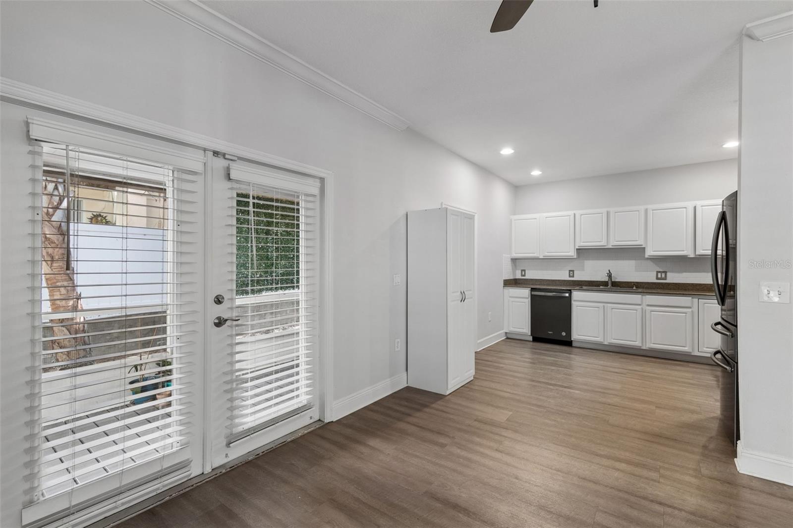 THE VILLAS OF BALLAST POINT TOWNHOUSES - Residential Lease