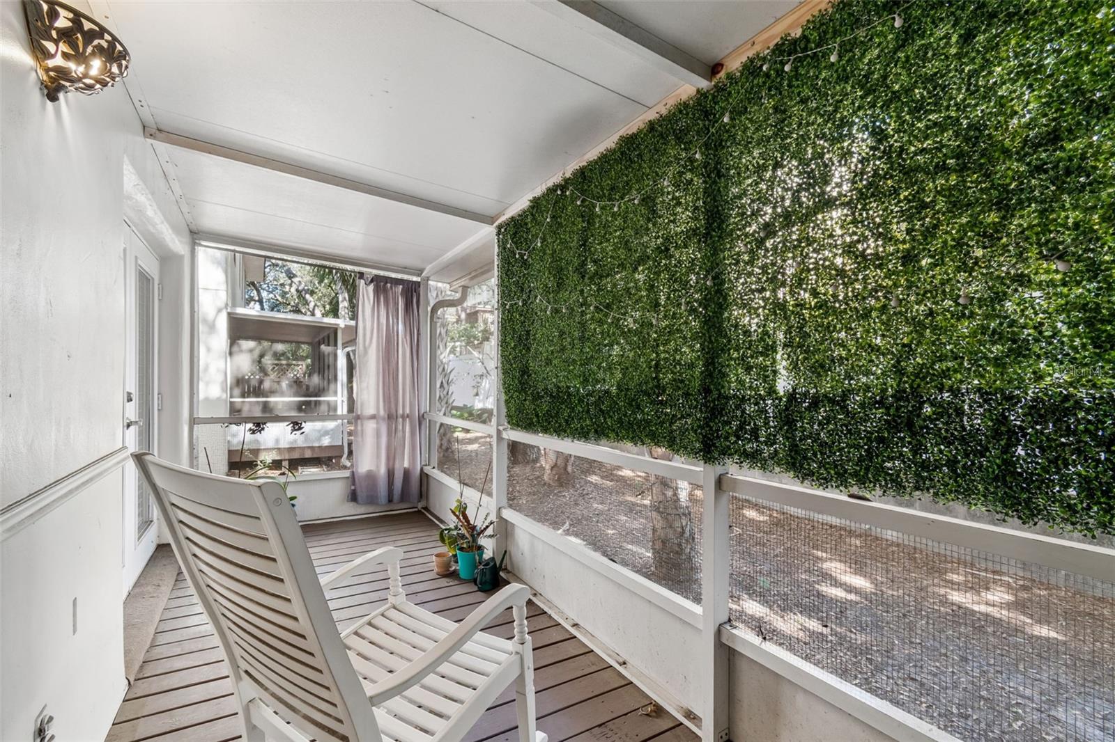 THE VILLAS OF BALLAST POINT TOWNHOUSES - Residential Lease