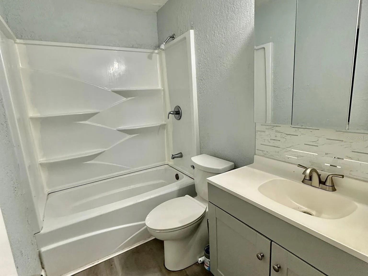 INWOOD - Residential