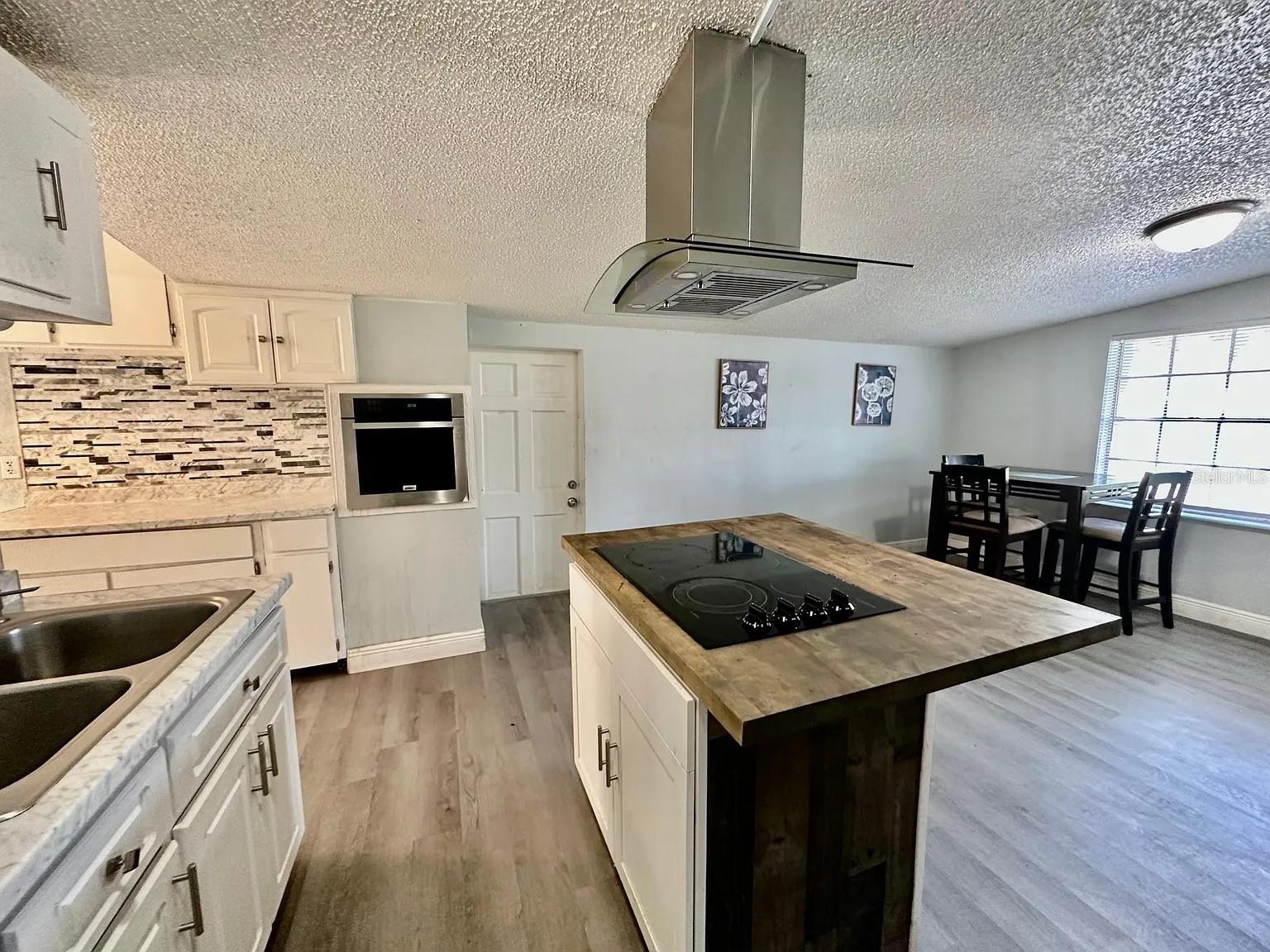 INWOOD - Residential