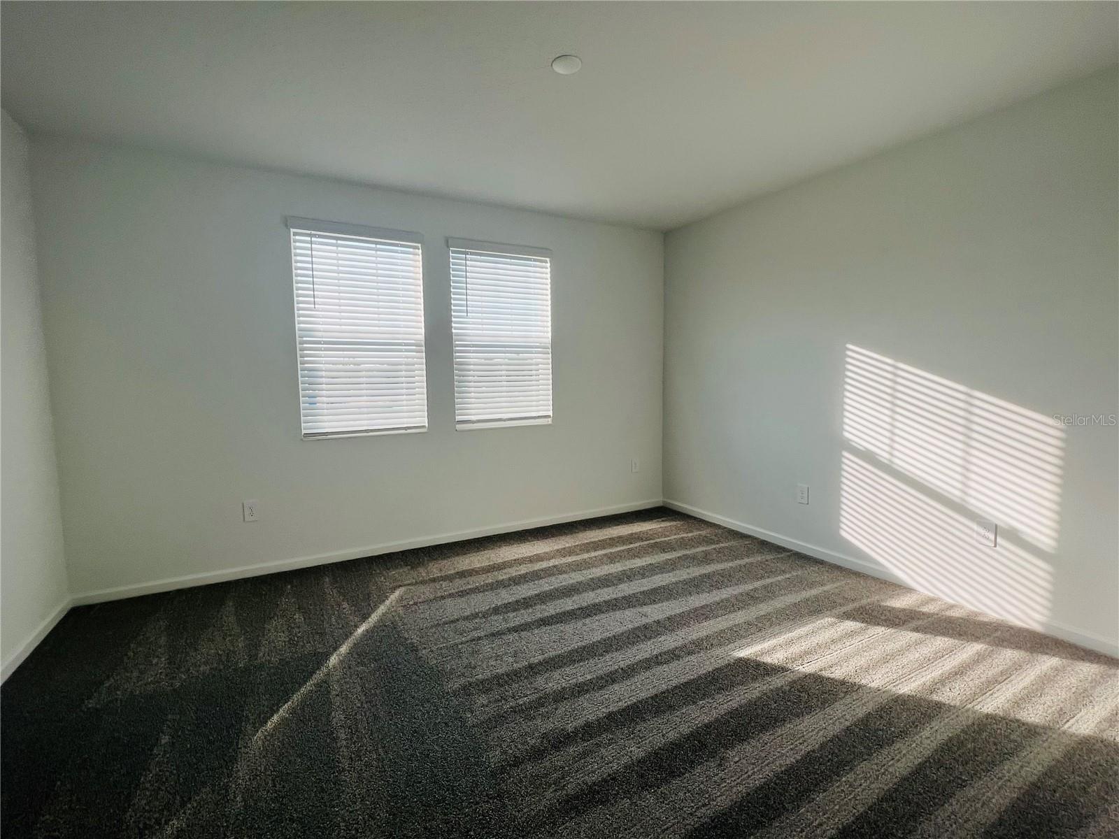 STOREY GROVE - Residential Lease