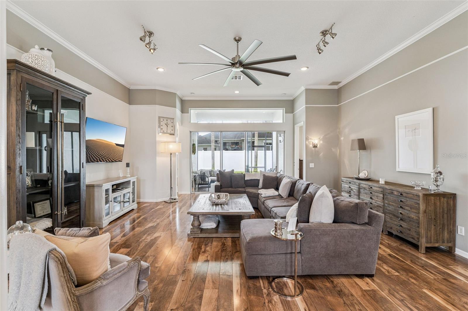 SANCTUARY - Residential