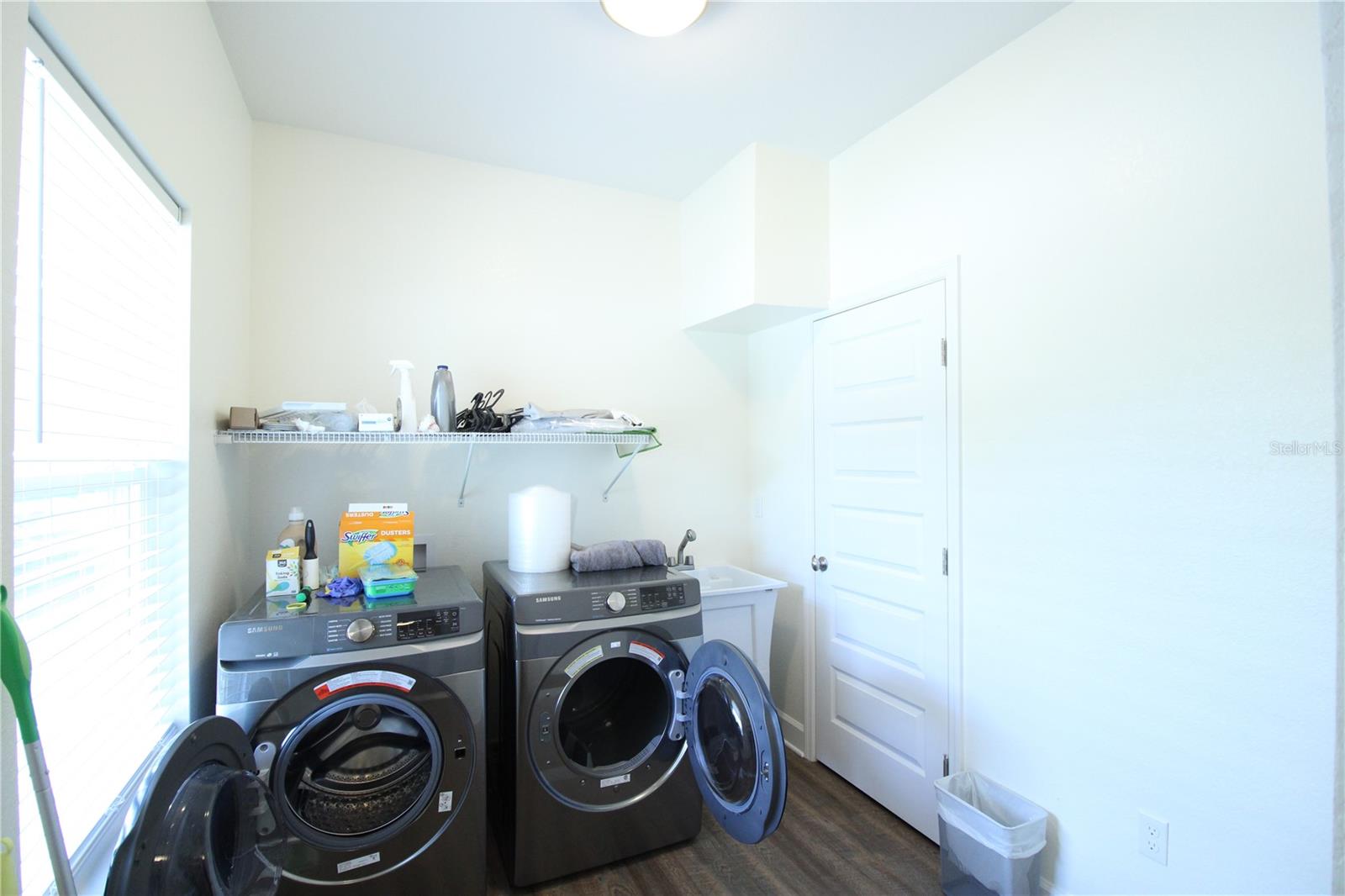 DOIG ROBERTSON - Residential Lease
