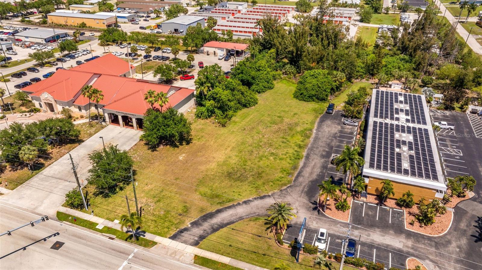 PUNTA GORDA - Land