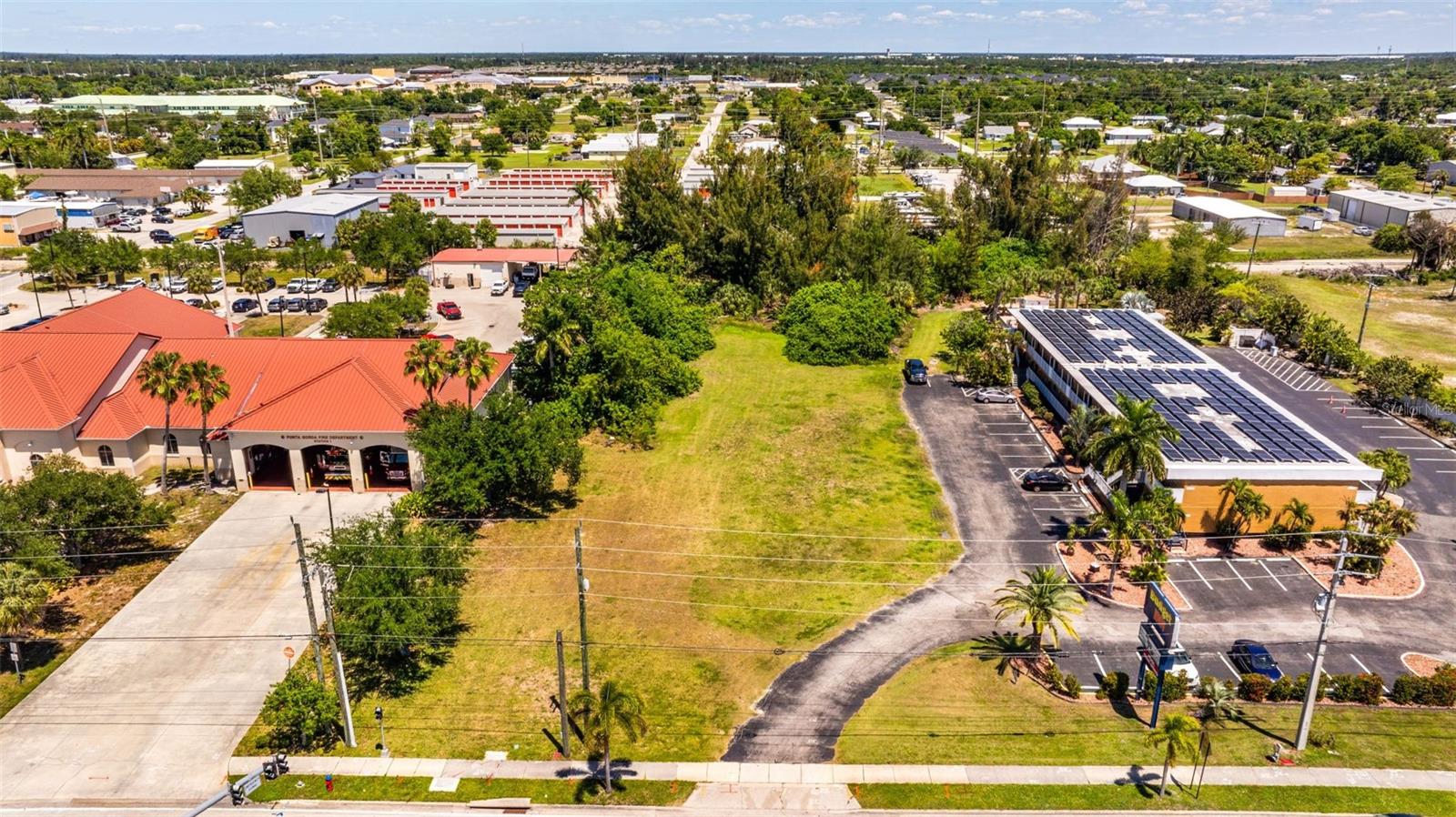PUNTA GORDA - Land
