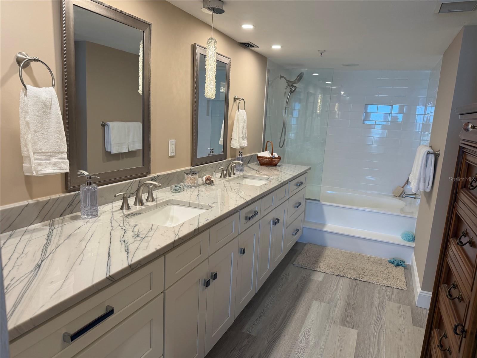 SEYCHELLES CONDO - Residential